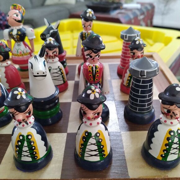 Antique Hand Painted Folk Art Wooden Chess Set Complete Eastern European - Picture 3 of 10